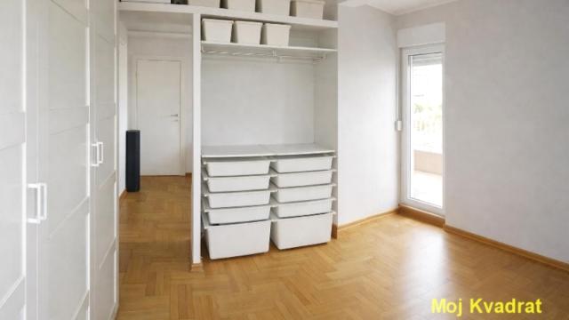 Stan, Trosoban, Prodaja, 82m2, Čubura, Vračar, Sazonova
