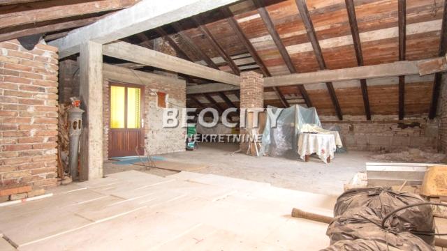 Kuća, Prodaja, 312m2, Sremčica, Čukarica, Porodice Marković
