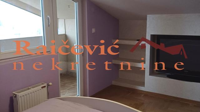 Stan, Trosoban, Prodaja, 84m2, Gornji grad, Zemun, Dragana Rakica