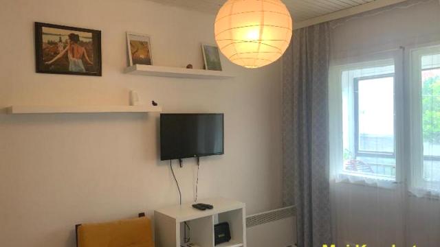 Stan, Dvosoban, Prodaja, 50m2, Centar, Zemun, Glavna