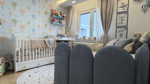 Stan, Trosoban, Prodaja, 81m2, Zvečanska