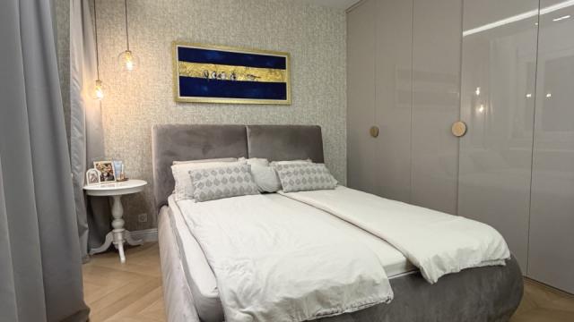 Stan, Trosoban, Prodaja, 81m2, Zvečanska