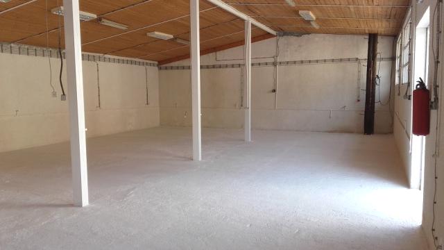 Poslovni prostor, Jednosoban, Izdavanje, 140m2, Rakovica, Rakovica