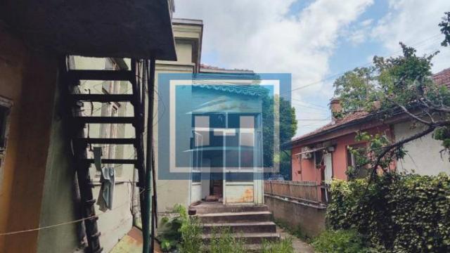 Kuća, Trosoban, Prodaja, 79m2, Centar, Gradska lokacija, Jagodina