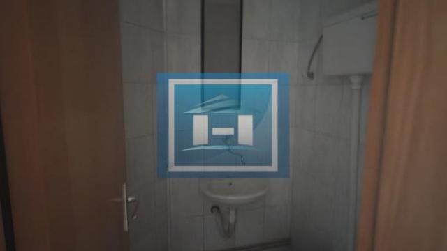 Poslovni prostor, Prodaja, 27m2, Centar, Gradska lokacija, Jagodina