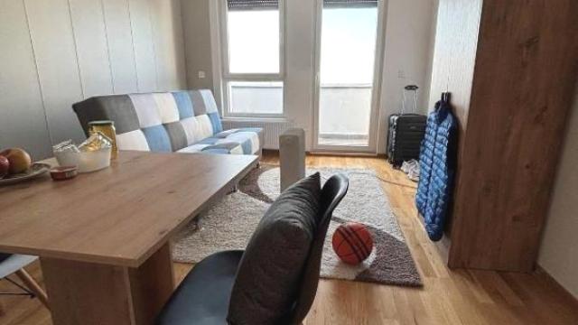 Stan, Dvosoban, Prodaja, 43m2, Širi centar, Gradska lokacija, Karađorđeva