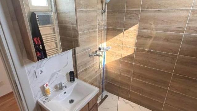Stan, Dvosoban, Prodaja, 43m2, Širi centar, Gradska lokacija, Karađorđeva