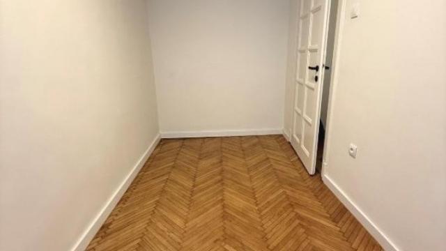 Stan, Trosoban, Izdavanje, 70m2, Terazije, Stari grad, Nušićeva
