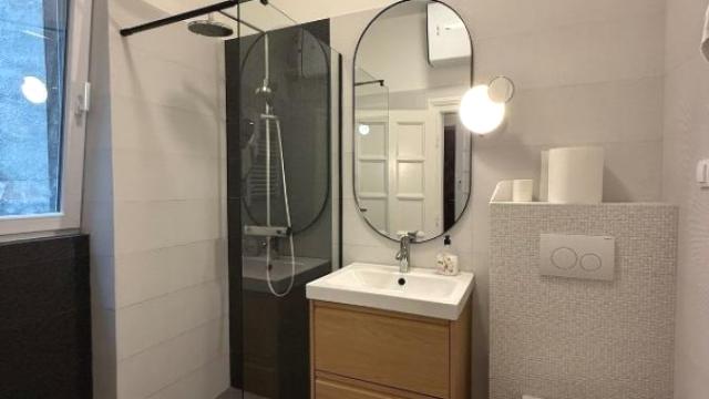 Stan, Trosoban, Izdavanje, 70m2, Terazije, Stari grad, Nušićeva