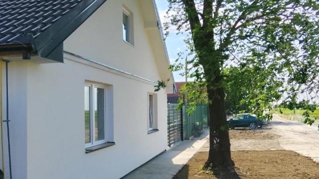 Kuća, Petosoban i veći, Prodaja, 160m2, Bačko Petrovo Selo, Okolno mesto, Radnička