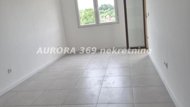 Stan, Dvoiposoban, Prodaja, 62m2, Irig