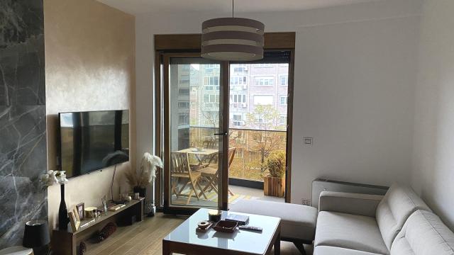 Stan, Dvosoban, Izdavanje, 42m2, Maksima Gorkog