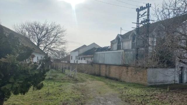 Poslovni prostor, Petosoban i veći, Prodaja, 1310m2, Baranda, Okolno mesto, Baranda