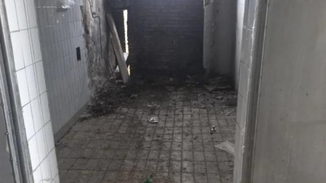 Poslovni prostor, Petosoban i veći, Prodaja, 1310m2, Baranda, Okolno mesto, Baranda