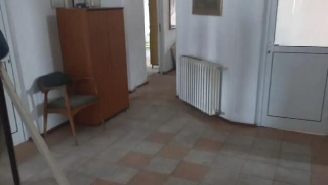 Poslovni prostor, Petosoban i veći, Prodaja, 1310m2, Baranda, Okolno mesto, Baranda