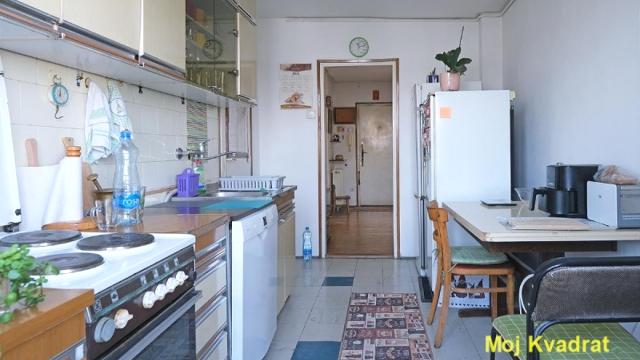 Stan, Dvosoban, Prodaja, 77m2, Fontana, Novi Beograd, Pariske komune