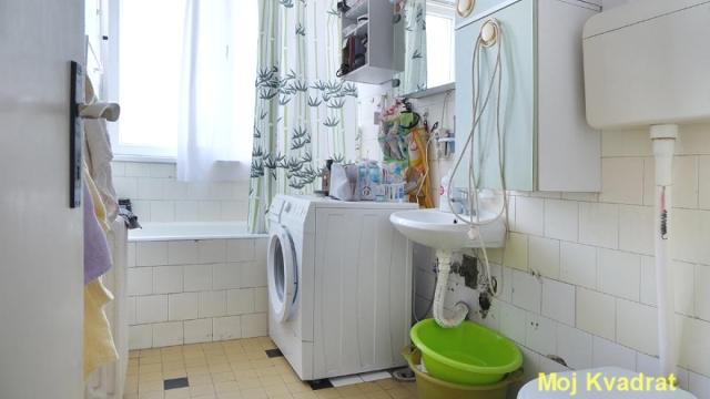 Stan, Dvosoban, Prodaja, 77m2, Fontana, Novi Beograd, Pariske komune