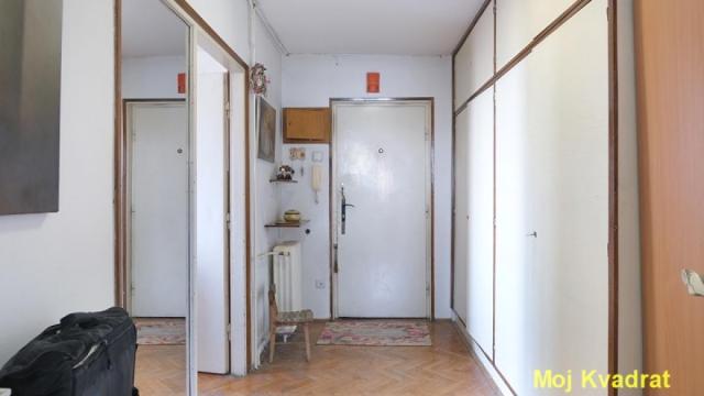 Stan, Dvosoban, Prodaja, 77m2, Fontana, Novi Beograd, Pariske komune