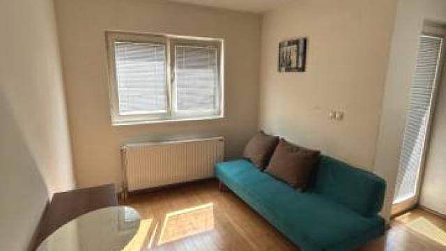 Stan, Dvosoban, Izdavanje, 37m2, Matice Srpske
