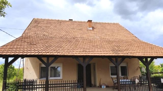 Kuća, četvorosoban, Prodaja, 130m2, Provo, Okolno mesto, Provo