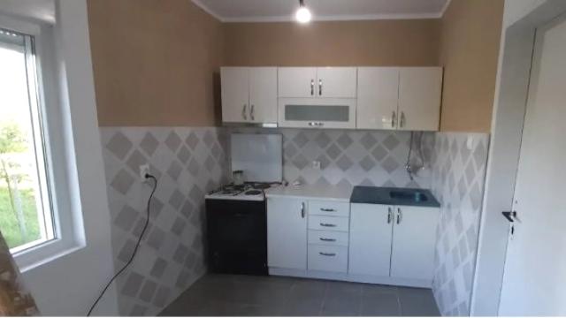 Kuća, četvorosoban, Prodaja, 130m2, Provo, Okolno mesto, Provo