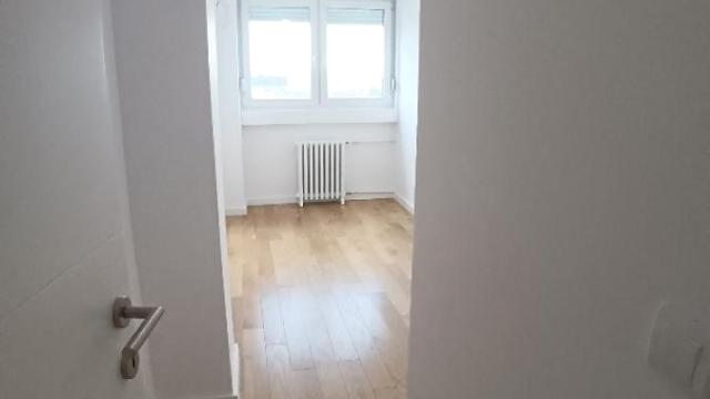 Stan, četvorosoban, Prodaja, 95m2, Blok 37, Novi Beograd, Bulevar Arsenija Čarnojevića