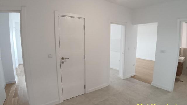 Stan, četvorosoban, Prodaja, 95m2, Blok 37, Novi Beograd, Bulevar Arsenija Čarnojevića