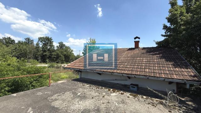 Kuća, četvorosoban, Prodaja, 167m2, Lipar, Gradska lokacija, Jagodina