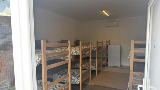 Soba, Izdavanje, 320m2, Dobanovci, Surčin, Marsala Tita 219