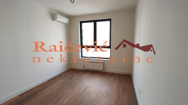 Stan, Trosoban, Prodaja, 80m2, Beograd na vodi, Savski venac, Kraljice Drage Obrenovic