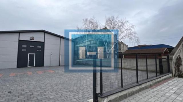 Poslovni prostor, Izdavanje, 300m2, Okolno mesto, Paraćin
