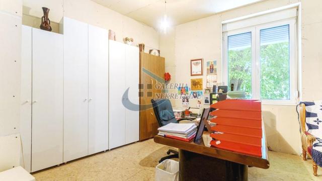Stan, Dvosoban, Prodaja, 86m2, Kalenić pijaca, Vračar, Njegoševa