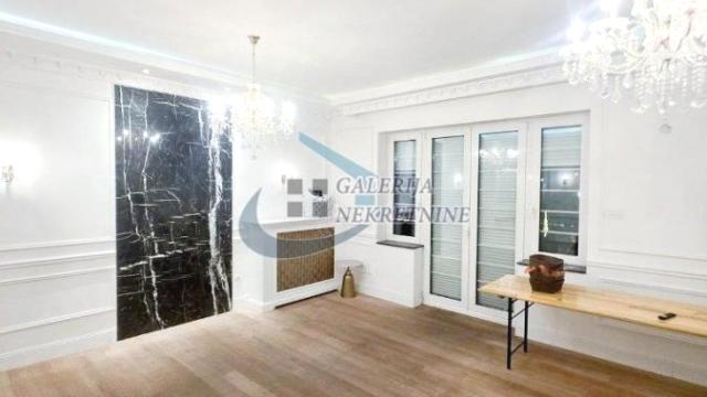 Poslovni prostor, Izdavanje, 180m2, Centar, Savski venac, Savski trg