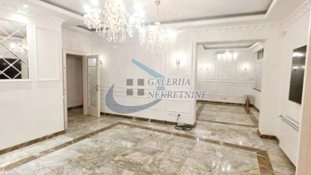 Poslovni prostor, Izdavanje, 180m2, Centar, Savski venac, Savski trg
