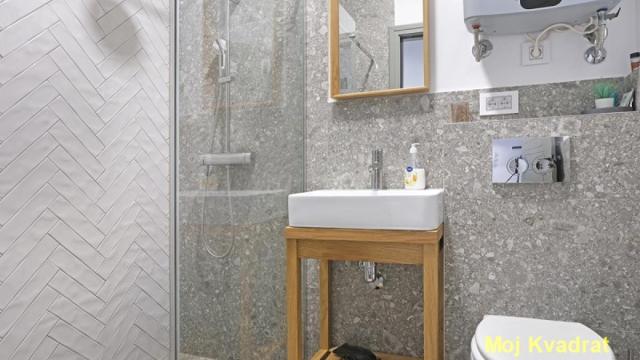 Stan, četvorosoban, Prodaja, 109m2, Centar, Zemun, Bežanijska