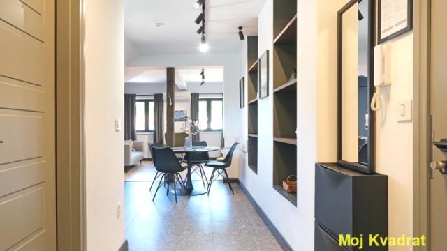 Stan, četvorosoban, Prodaja, 109m2, Centar, Zemun, Bežanijska