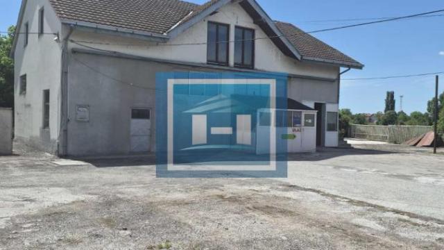 Poslovni prostor, Izdavanje, 360m2, Zmič, Gradska lokacija, Paraćin