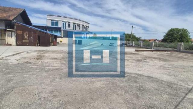 Poslovni prostor, Izdavanje, 360m2, Zmič, Gradska lokacija, Paraćin