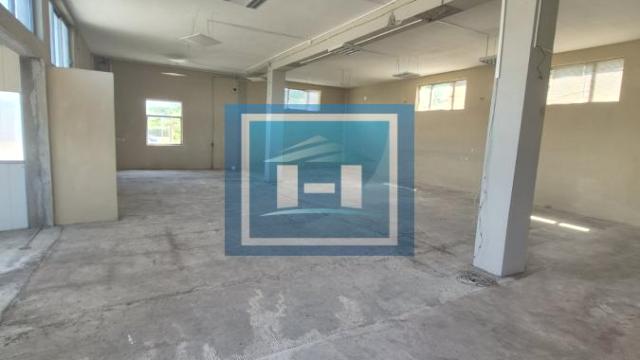 Poslovni prostor, Izdavanje, 360m2, Zmič, Gradska lokacija, Paraćin