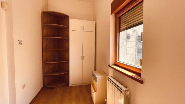 Stan, četvorosoban, Izdavanje, 118m2, Mlatišumina