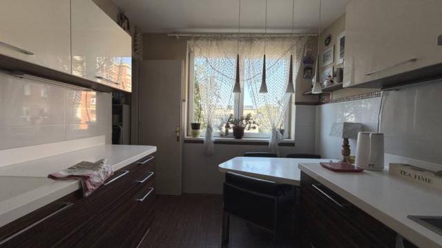 Stan, Troiposoban, Prodaja, 90m2, Mileševska