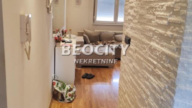 Stan, četvorosoban, Prodaja, 76m2, Petlovo brdo, Rakovica, Dobrivoja Petkovica 