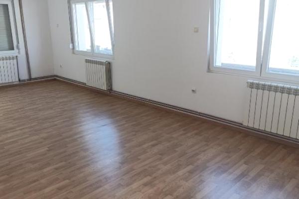 prodaja, kuca,
batajnica-zemun-beograd, 1104310, cetvorosoban