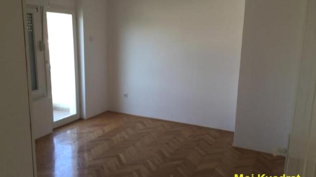 Kuća, četvorosoban, Prodaja, 155m2, Batajnica, Zemun, Beograd