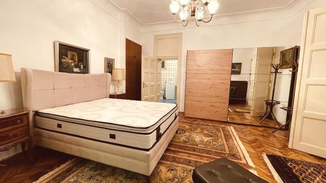 Stan, četvorosoban, Izdavanje, 139m2, Palmotićeva