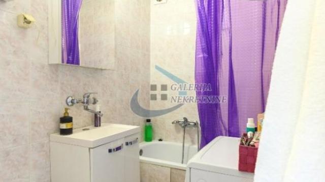 Stan, Dvoiposoban, Prodaja, 44m2, Trg Nikole Pašića, Stari grad, Dečanska