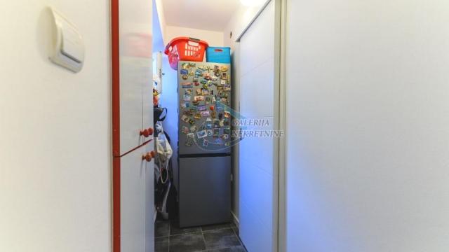 Stan, Dvoiposoban, Prodaja, 44m2, Trg Nikole Pašića, Stari grad, Dečanska