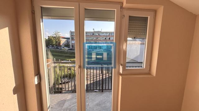 Stan, Trosoban, Prodaja, 107m2, Centar, Gradska lokacija, Jagodina