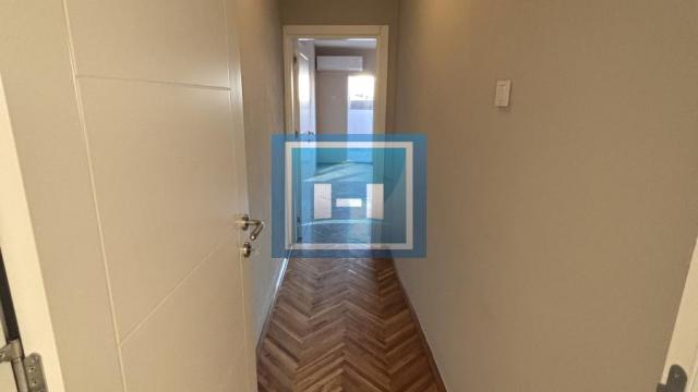 Poslovni prostor, Prodaja, 74m2, Centar, Gradska lokacija, Jagodina