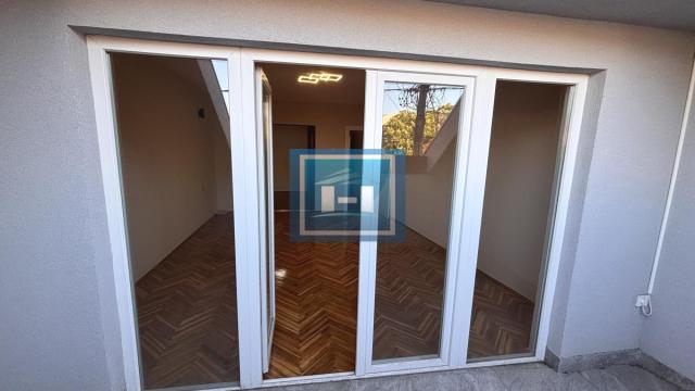 Poslovni prostor, Prodaja, 74m2, Centar, Gradska lokacija, Jagodina